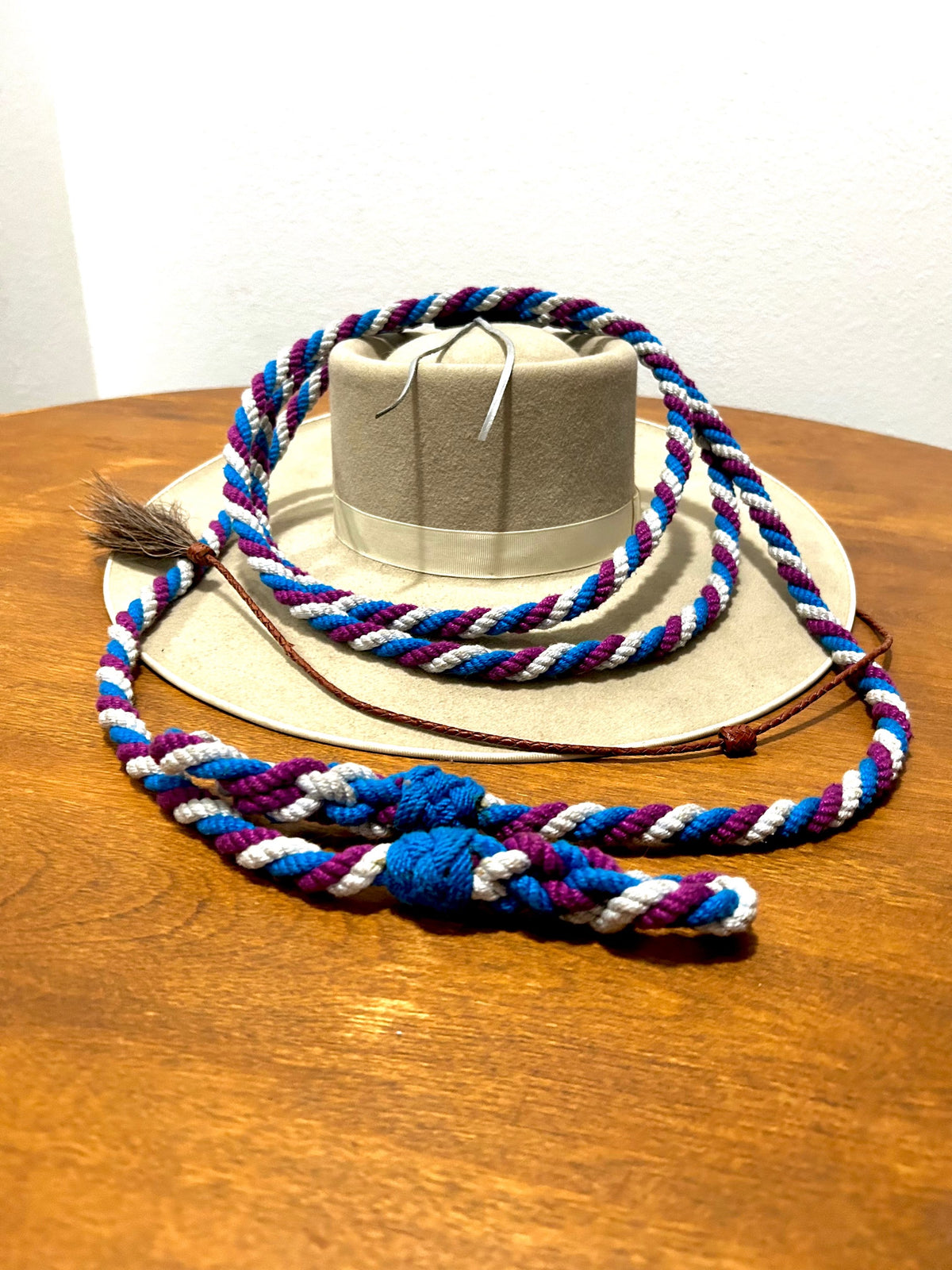 Cordero, (Neck Rope) Adjustable image 2